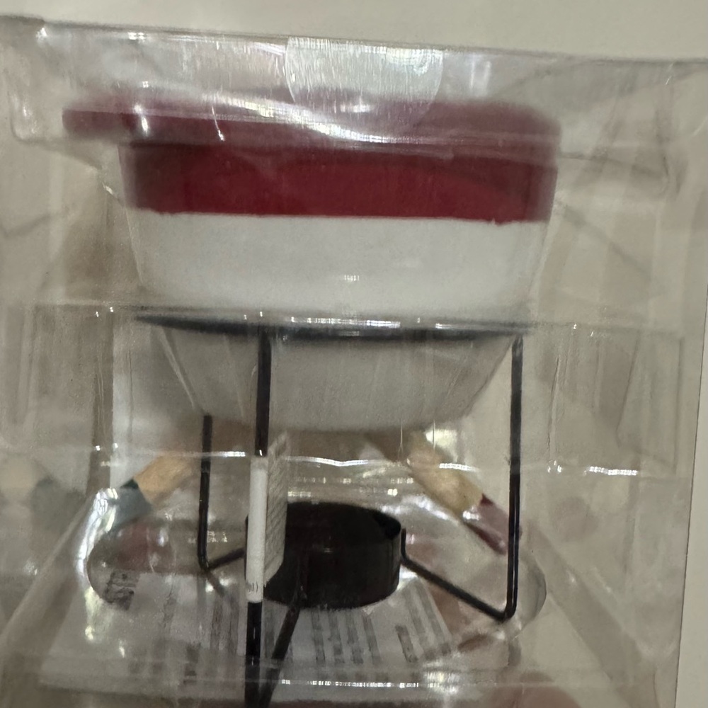 Red and White Fondue Set, 4 count